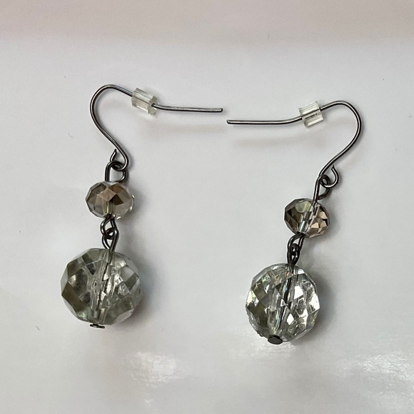 Multi Strand Necklace Earrings Set with Silver Tone and Faceted Beads - Picture 3 of 10